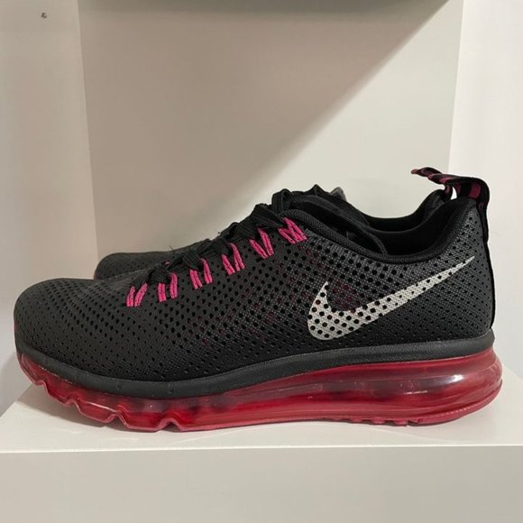 SOLD - Nike Women's Air Max Motion 90 Waffle Skin Black Running Shoe - Picture 1 of 4